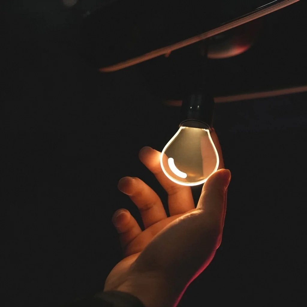 ROADCRAFT Car Charm Premium Ambient Hanging Light for Cozy Vibes - Image 4